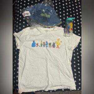 Sesame Street bundle! Shirt, hat, water bottle- size l shirt
